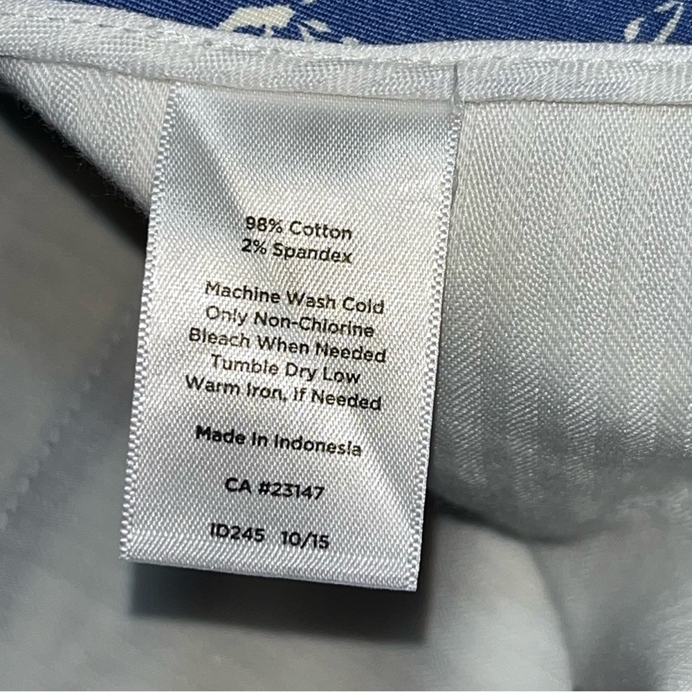 Talbots The Perfect Crop Pants Womens Size 8 Blue Butterfly Chino Stretch - Picture 6 of 9